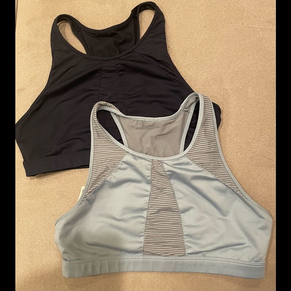 Victoria’s Secret Victoria Sport lot of 2 sports bras - Picture 1 of 5